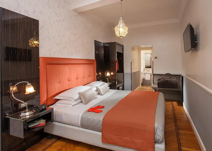 Hotel Alexandra